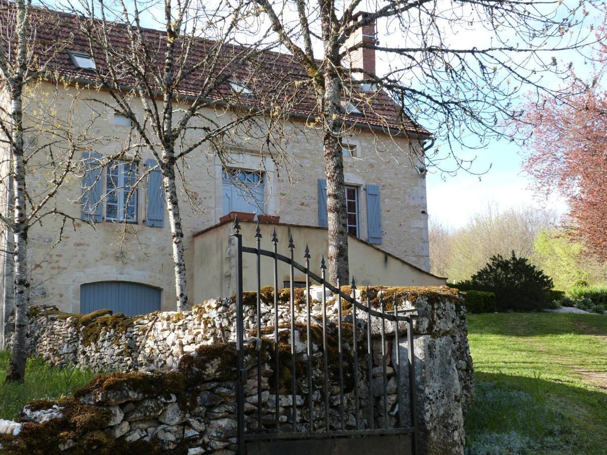 Gite Avec Piscine Proche De St Cirq Lapopie Berganty Exteriör bild