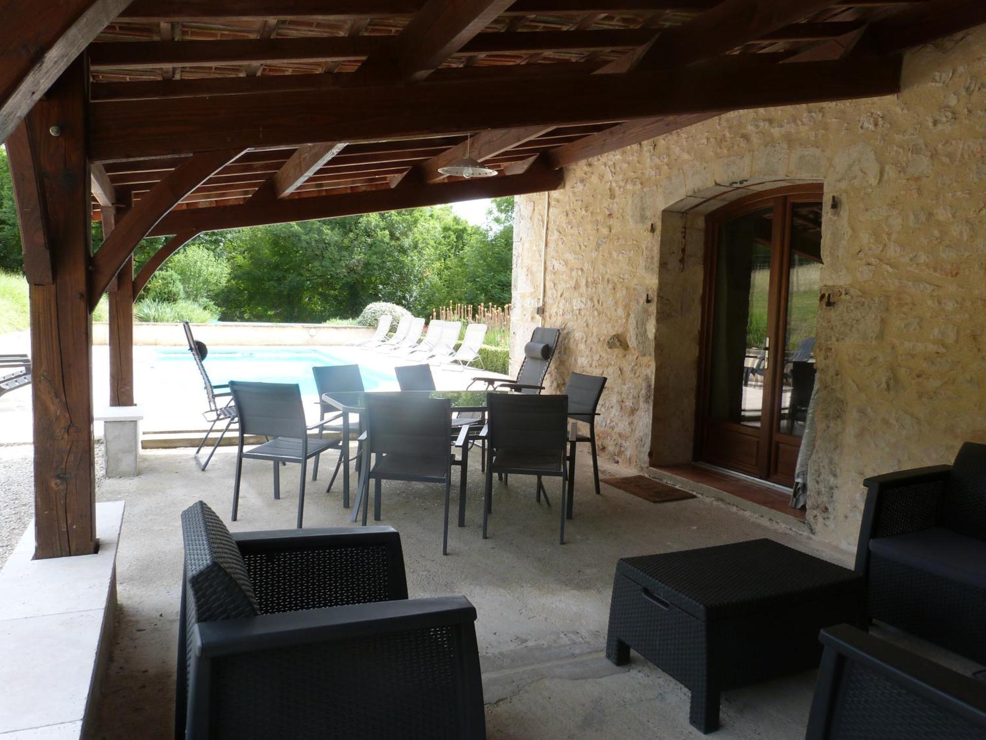 Gite Avec Piscine Proche De St Cirq Lapopie Berganty Exteriör bild